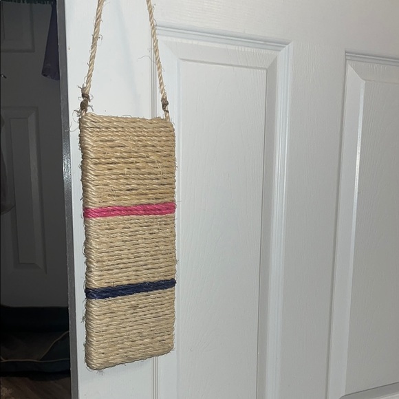 Handmade Cat Scratcher with Hanging Design - Picture 1 of 3
